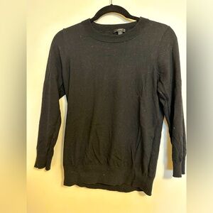 3/4 sleeve black crewneck sweater